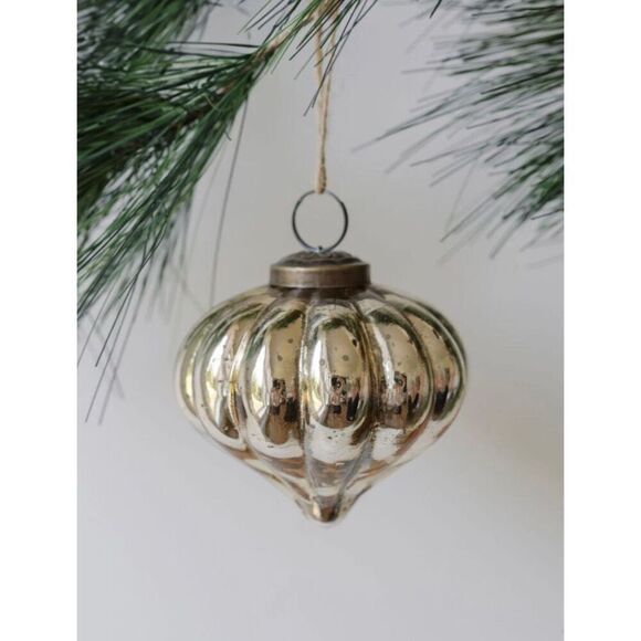 Vintage Mercury Glass Handblown Christmas Ornament Antique Gold With Bronze Topp - Picture 3 of 16